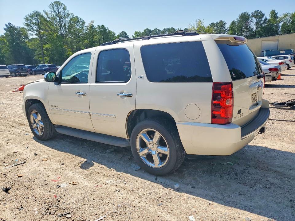صورة رقم 2 من المزاد - 2011 CHEVROLET TAHOE مع VIN 1GNSCCE07BR206772