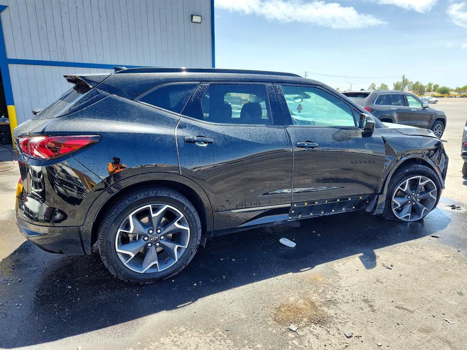 Photo 3 from auction – 2020 CHEVROLET BLAZER with VIN 3GNKBERS6LS722873