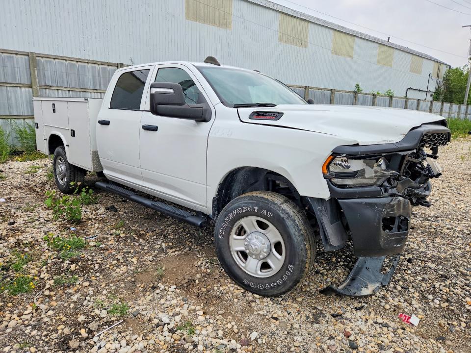 Photo 4 from auction – 2024 RAM 2500 with VIN 3C7WR5HJ5RG176404