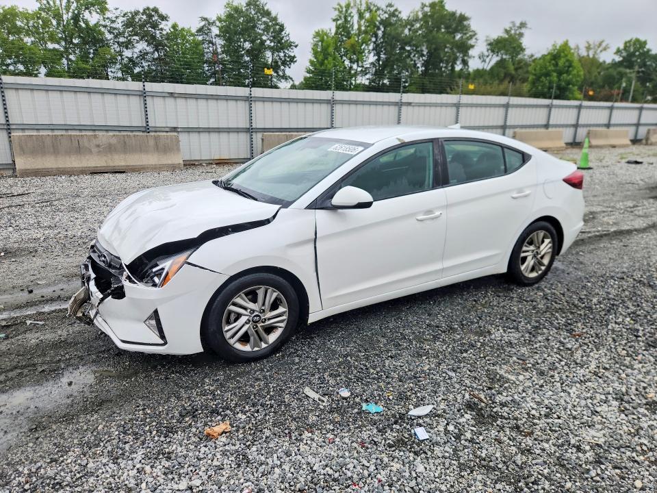 2020 HYUNDAI ELANTRA - Търг №62618506