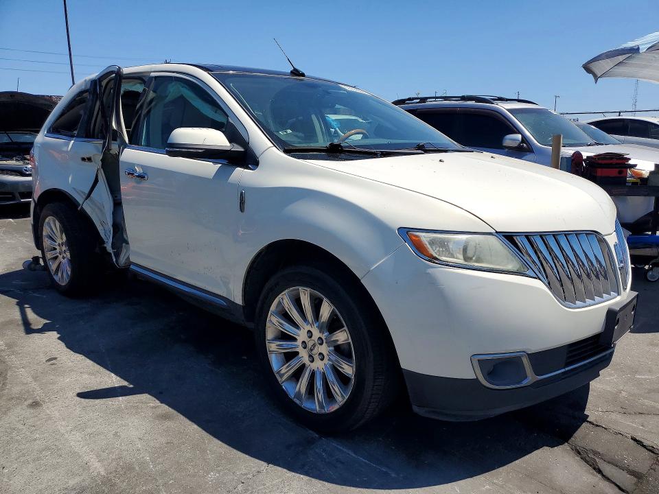 Photo 4 from auction – 2013 LINCOLN MKX with VIN 2LMDJ6JK5DBL46499