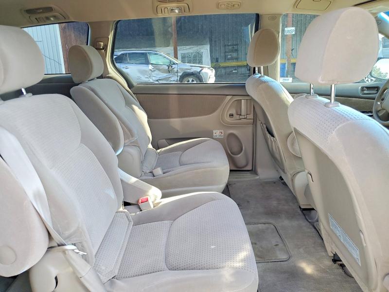 Photo 11 from auction – 2006 TOYOTA SIENNA with VIN 5TDZA23C06S515138