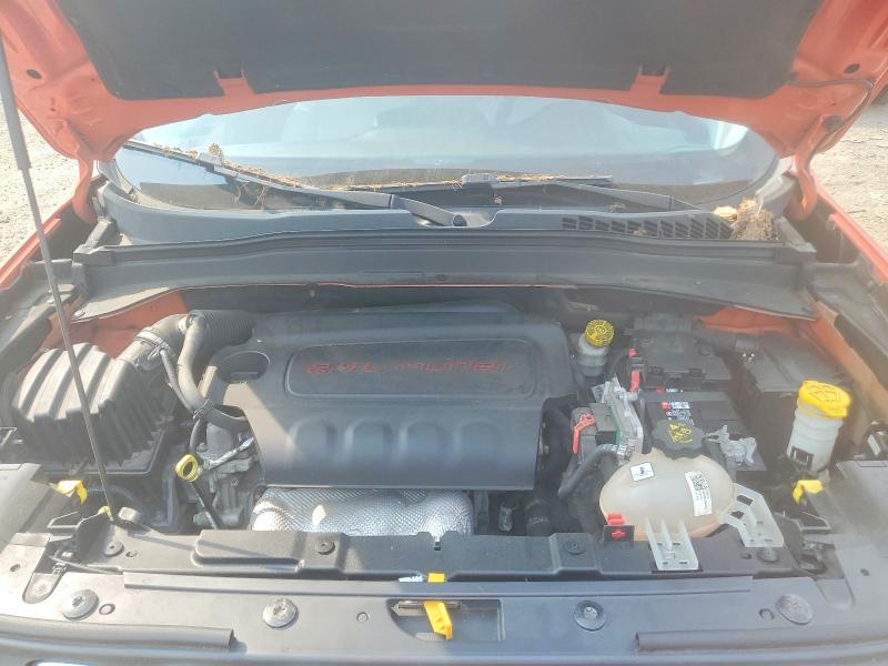 Photo 11 from auction – 2015 JEEP RENEGADE with VIN ZACCJABT0FPB59843