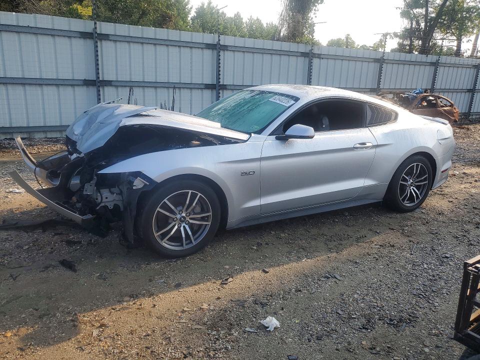 FORD MUSTANG 2016 مع رقم تعريف المركبة 1FA6P8CF2G5255871 - صورة من المزاد