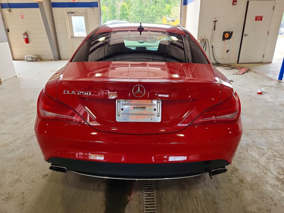 Photo 6 from auction – 2016 MERCEDES-BENZ CLA with VIN WDDSJ4EB1GN372523