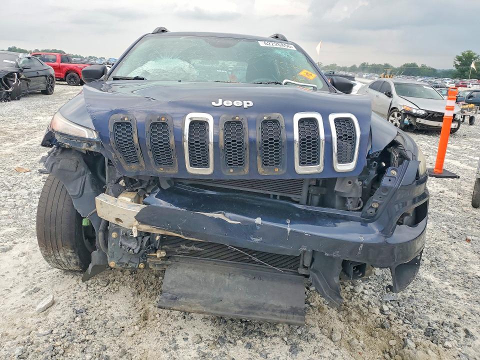Photo 5 from auction – 2015 JEEP CHEROKEE with VIN 1C4PJLAB8FW731374