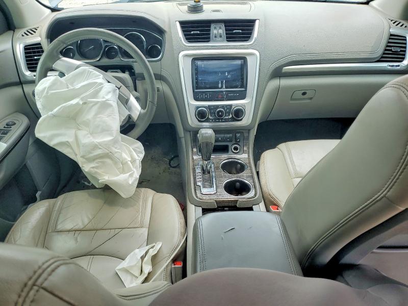 Foto 8 de la subasta – 2014 GMC ACADIA con VIN 1GKKRRKDXEJ170584