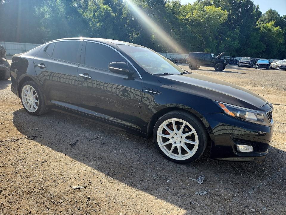 صورة رقم 4 من المزاد - 2015 KIA OPTIMA مع VIN 5XXGM4A71FG517661