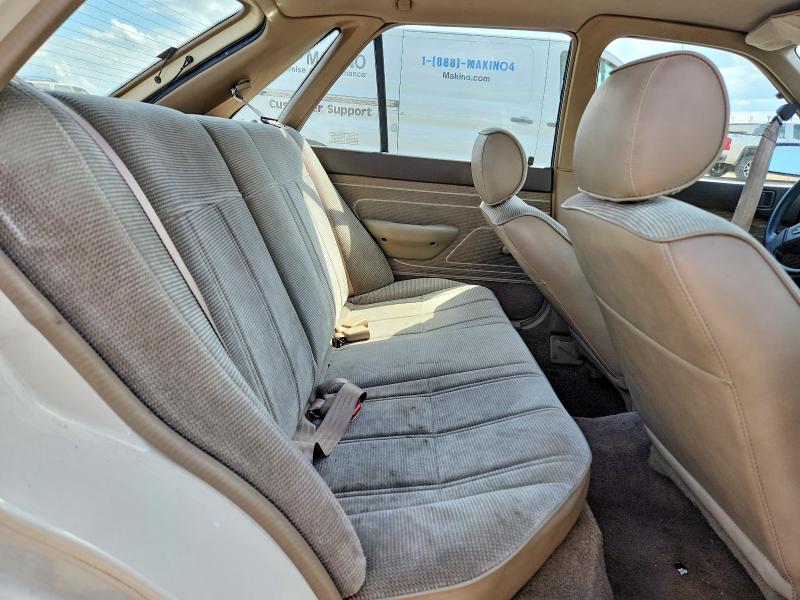 Photo 10 from auction – 1991 FORD ESCORT with VIN 1FAPP14J4MW322863
