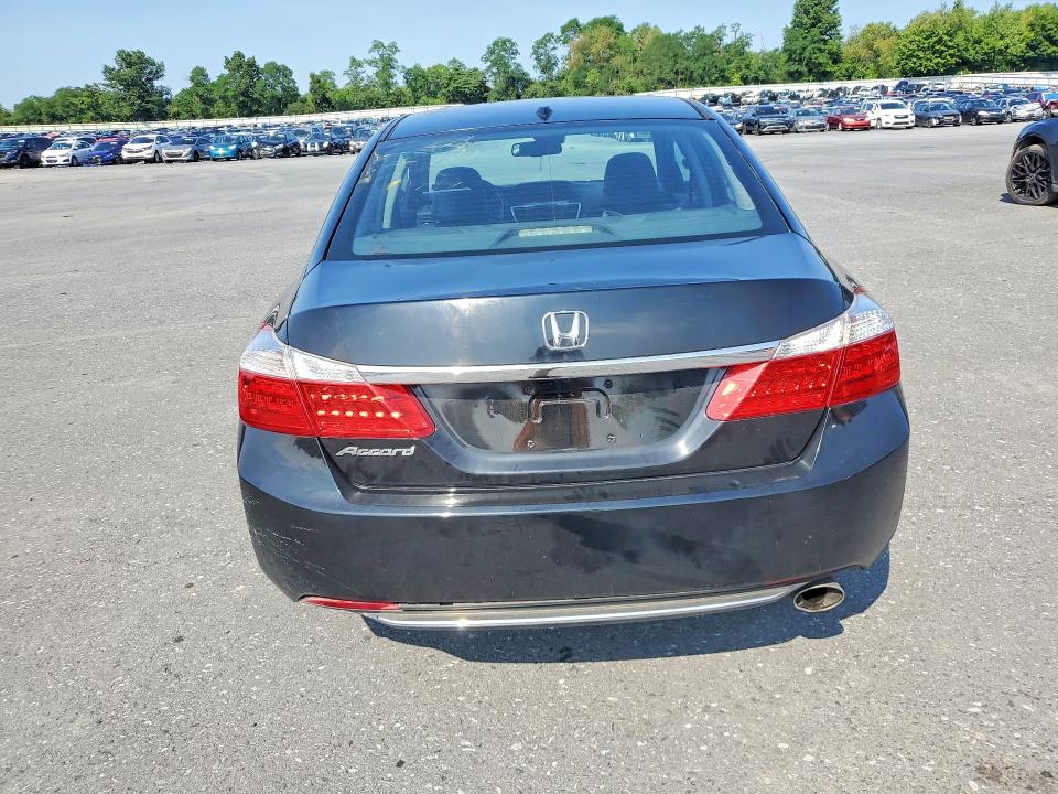 Photo 6 from auction – 2014 HONDA ACCORD with VIN 1HGCR2F84EA281721