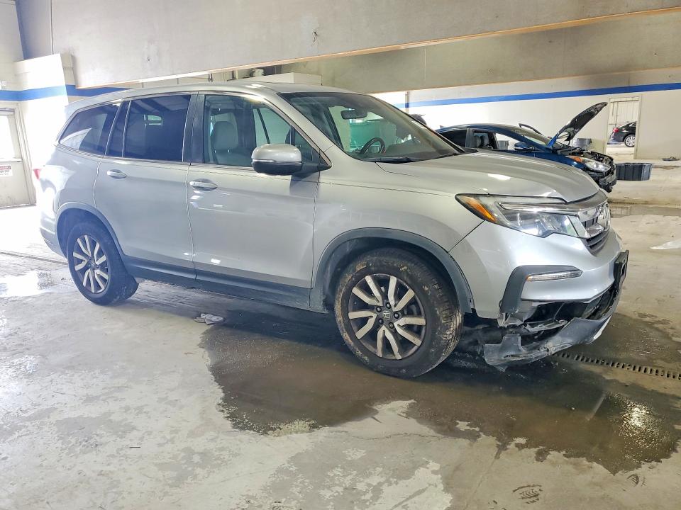 Photo 4 from auction – 2020 HONDA PILOT with VIN 5FNYF5H52LB026913