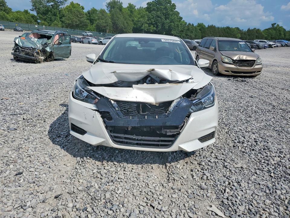 Photo 5 from auction – 2020 NISSAN VERSA with VIN 3N1CN8EV9LL806236