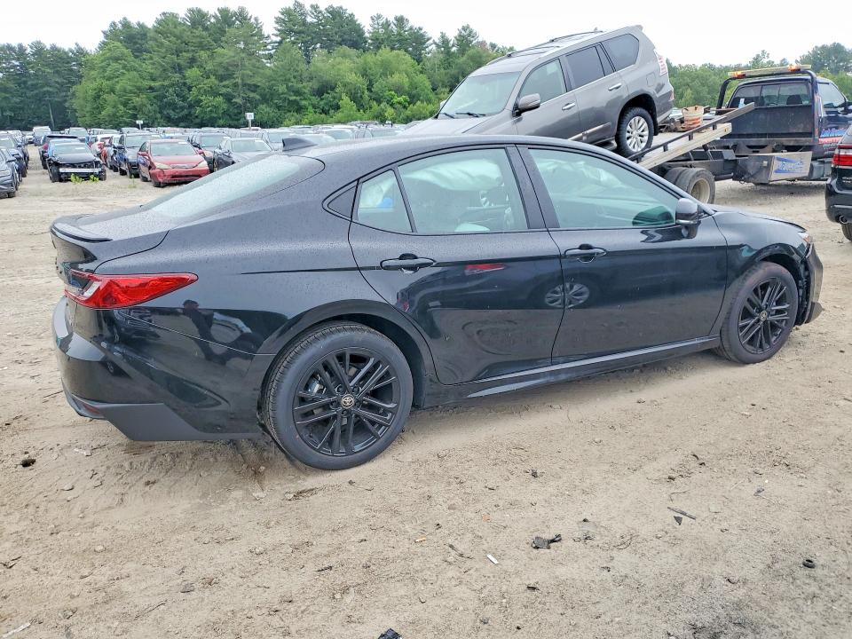 Photo 3 from auction – 2026 TOYOTA CAMRY with VIN 4T1DBADK3TU039770