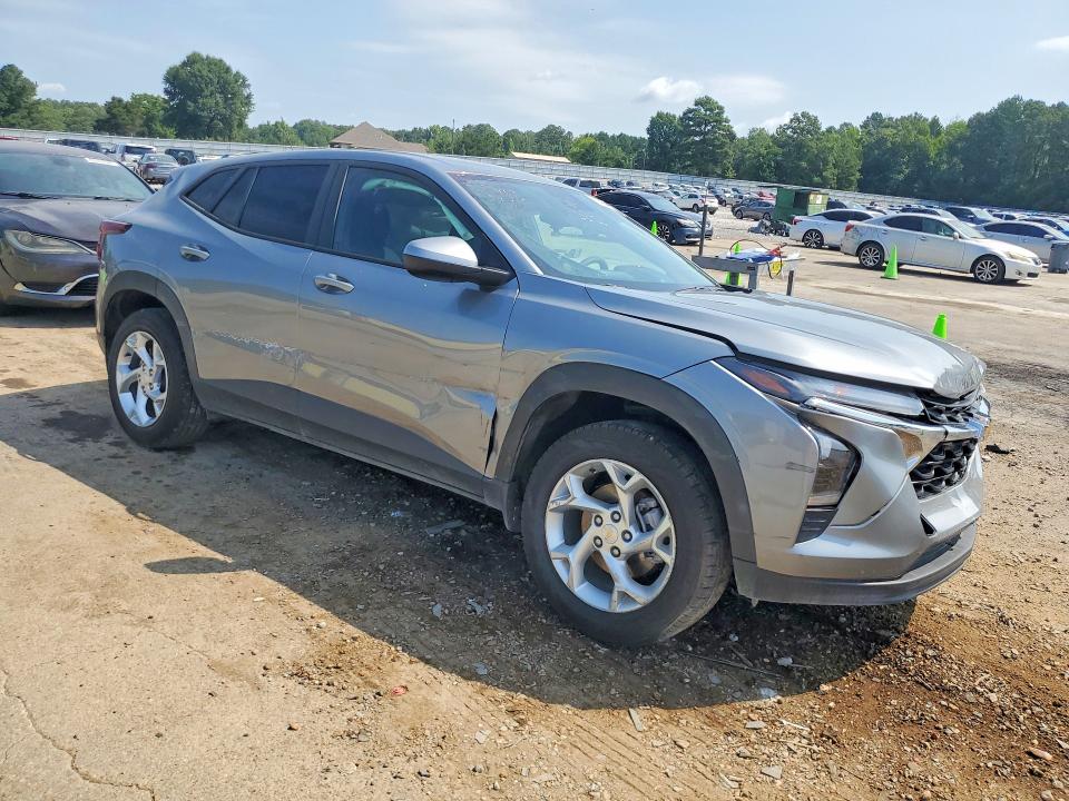 Photo 4 from auction – 2025 CHEVROLET TRAX with VIN KL77LFEPXSC304448
