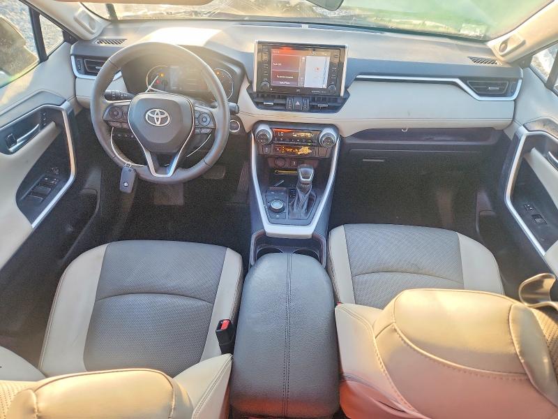 Photo 8 from auction – 2021 TOYOTA RAV4 with VIN 4T3D6RFV5MU037120