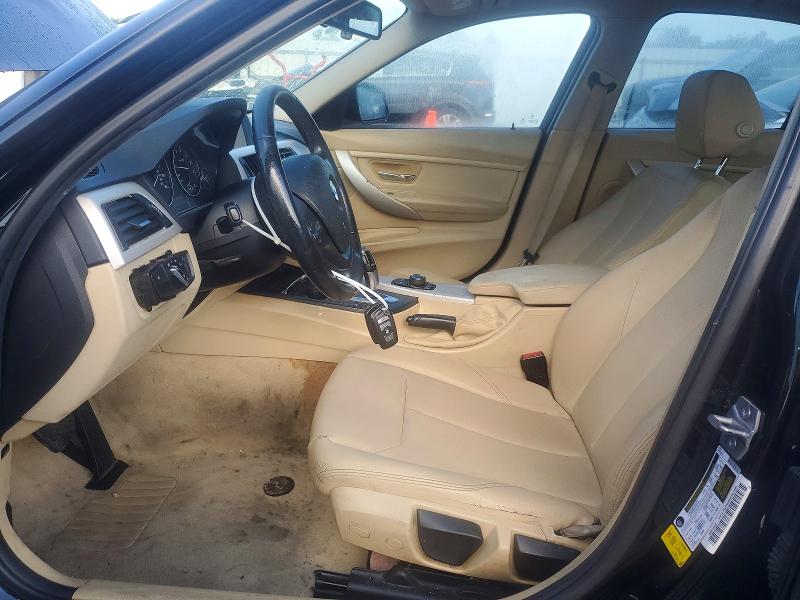 Photo 7 from auction – 2016 BMW 320 with VIN WBA8E1G54GNT37938