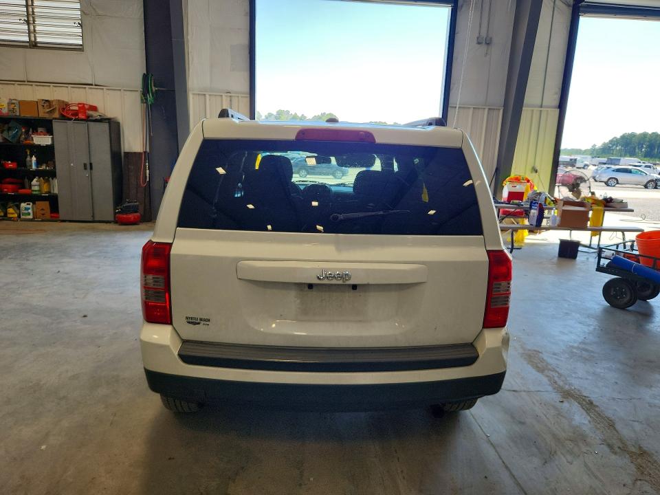 Photo 6 from auction – 2016 JEEP PATRIOT with VIN 1C4NJPBA2GD743506