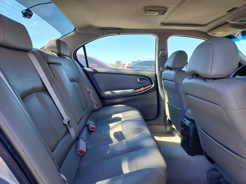 Photo 10 from auction – 2000 INFINITI I30 with VIN JNKCA31A2YT215763