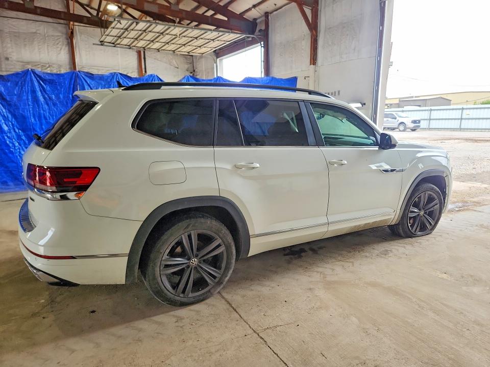 Photo 3 from auction – 2021 VOLKSWAGEN ATLAS with VIN 1V2NR2CA1MC583399