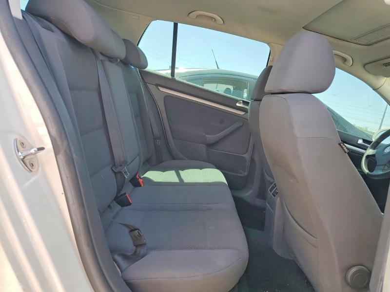 Foto 10 de la subasta – 2008 VOLKSWAGEN RABBIT con VIN WVWCA71K68W063602