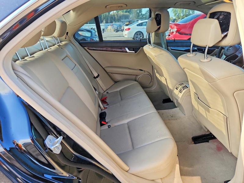 Photo 10 from auction – 2012 MERCEDES-BENZ C with VIN WDDGF8BB0CR204331