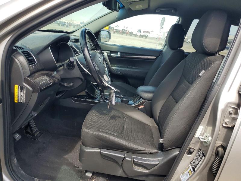 Photo 7 from auction – 2015 KIA SORENTO with VIN 5XYKTDA60FG557925