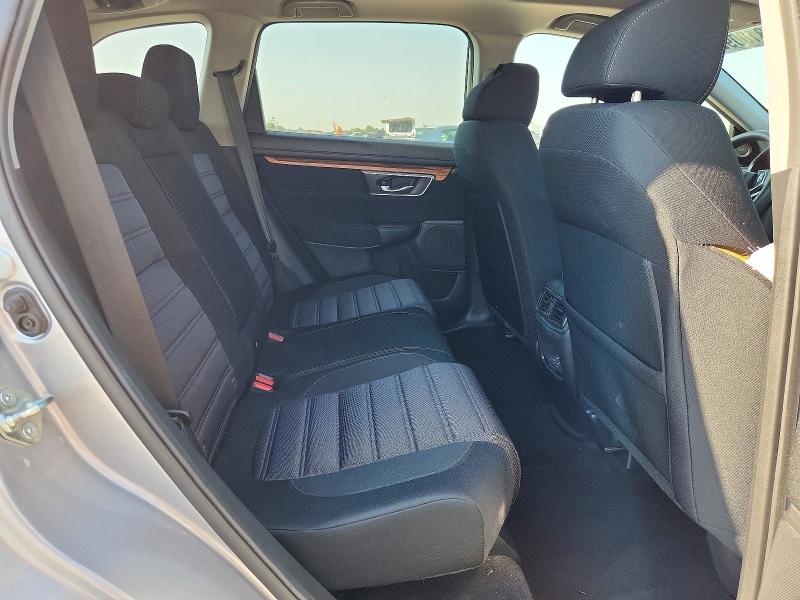 Photo 11 from auction – 2017 HONDA CR-V with VIN 2HKRW2H57HH676395