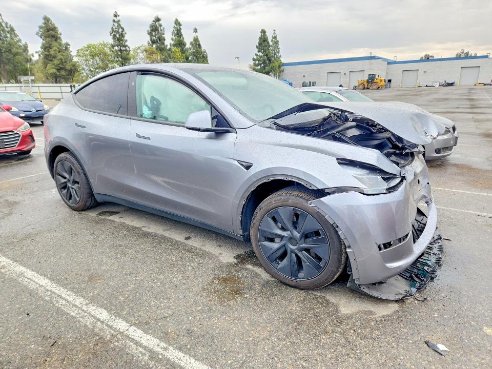 Photo 4 from auction – 2025 TESLA MODEL Y with VIN 7SAYGDED4SF278568