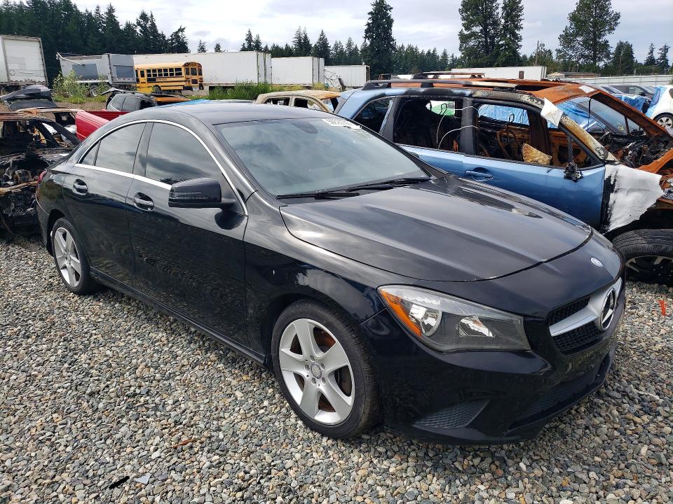 Photo 4 from auction – 2016 MERCEDES-BENZ C-CLASS with VIN WDDSJ4EB4GN292424