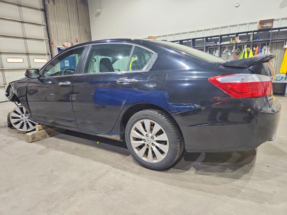 Photo 2 from auction – 2013 HONDA ACCORD with VIN 1HGCR2F88DA161242