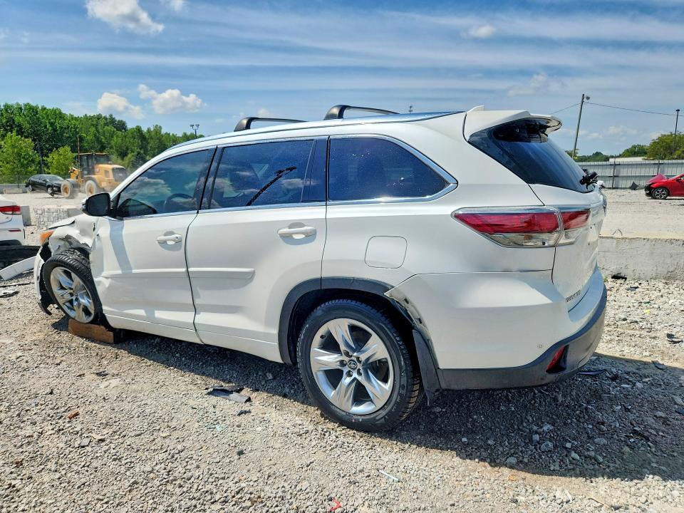Photo 2 from auction – 2016 TOYOTA HIGHLANDER with VIN 5TDDKRFH8GS346639