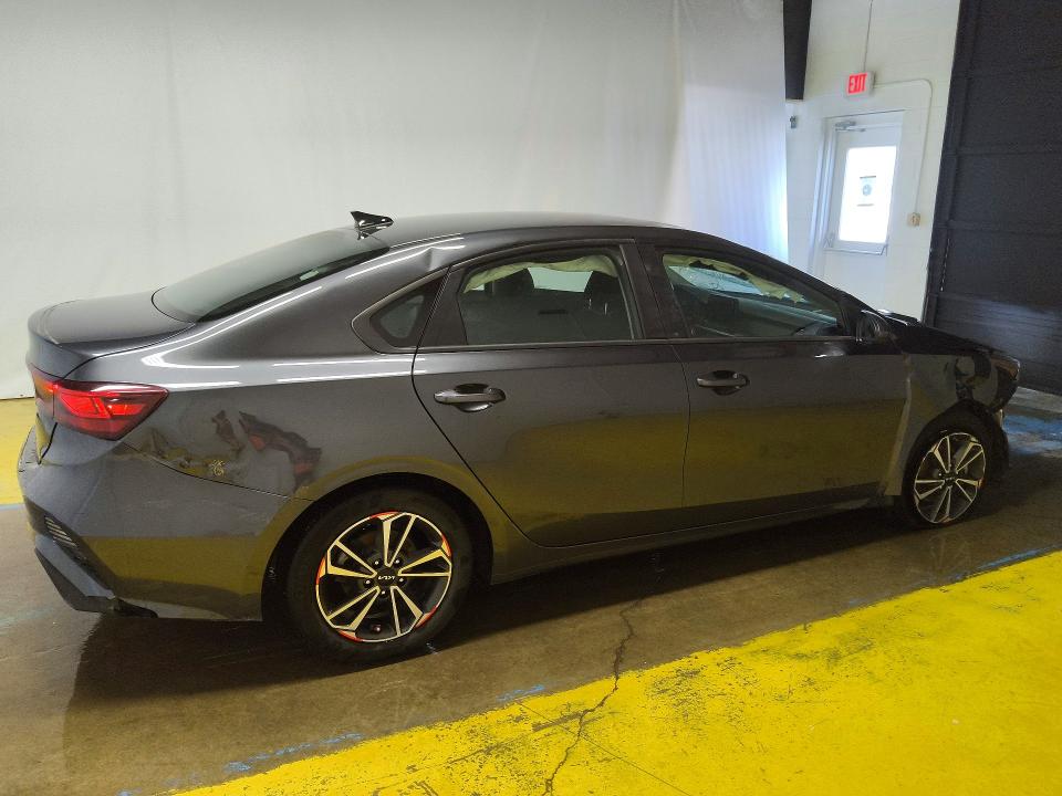 Photo 3 from auction – 2023 KIA FORTE with VIN 3KPF24AD1PE504894