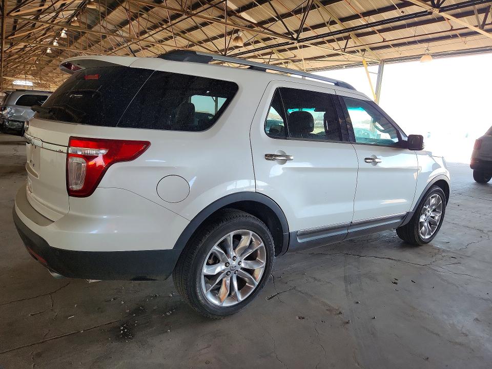 Photo 3 from auction – 2011 FORD EXPLORER with VIN 1FMHK7D83BGA31660