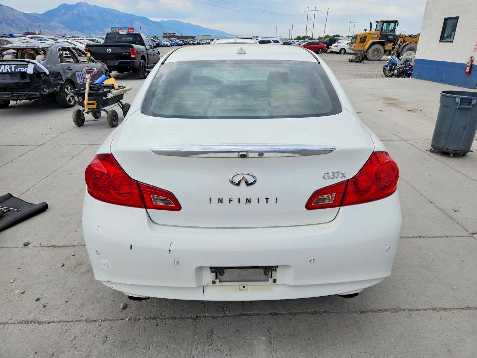 Снимка 6 от търг – 2008 INFINITI G37 с VIN JN1CV6AR9AM454257