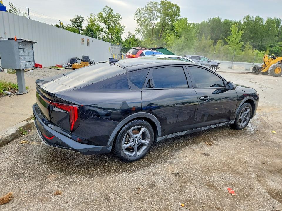 Photo 3 from auction – 2025 KIA K4 with VIN 3KPFT4DE3SE145428