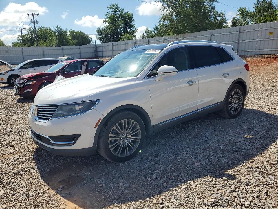 LINCOLN MKX 2017 with VIN 2LMPJ6LR1HBL10743 - Photo from auction