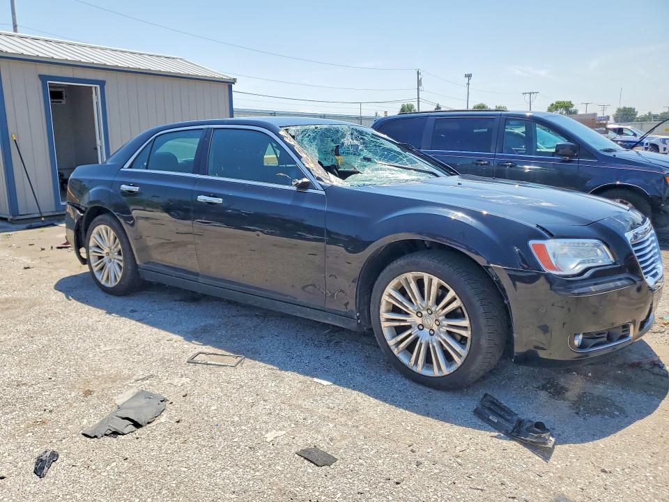 Photo 4 from auction – 2011 CHRYSLER 300C with VIN 2C3CA6CT9BH593850