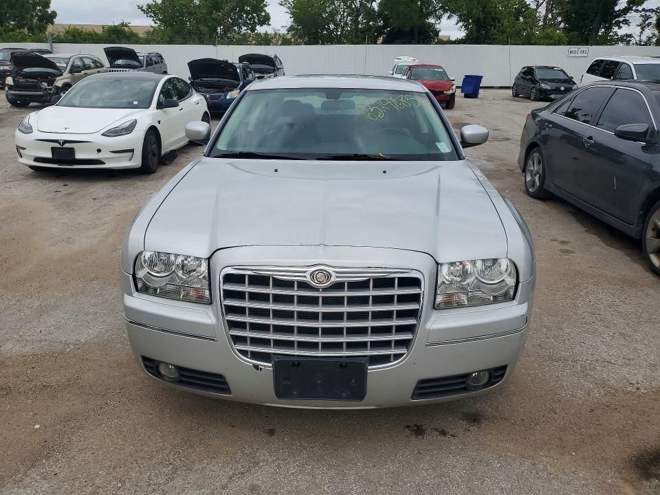 Фото 5 с аукциона – 2009 CHRYSLER 300 с VIN 2C3KA53V39H574518