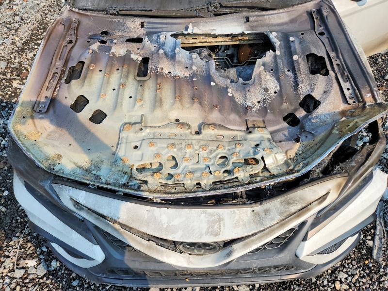Photo 11 from auction – 2022 TOYOTA CAMRY with VIN 4T1G11AK4NU072252