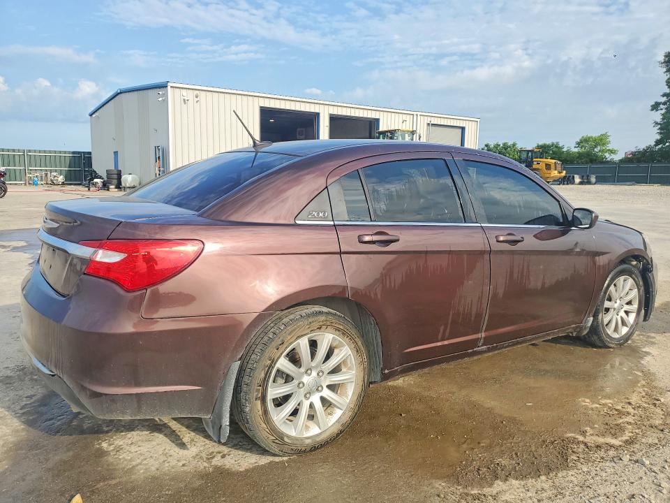 Photo 3 from auction – 2012 CHRYSLER 200 with VIN 1C3CCBBB9CN197339