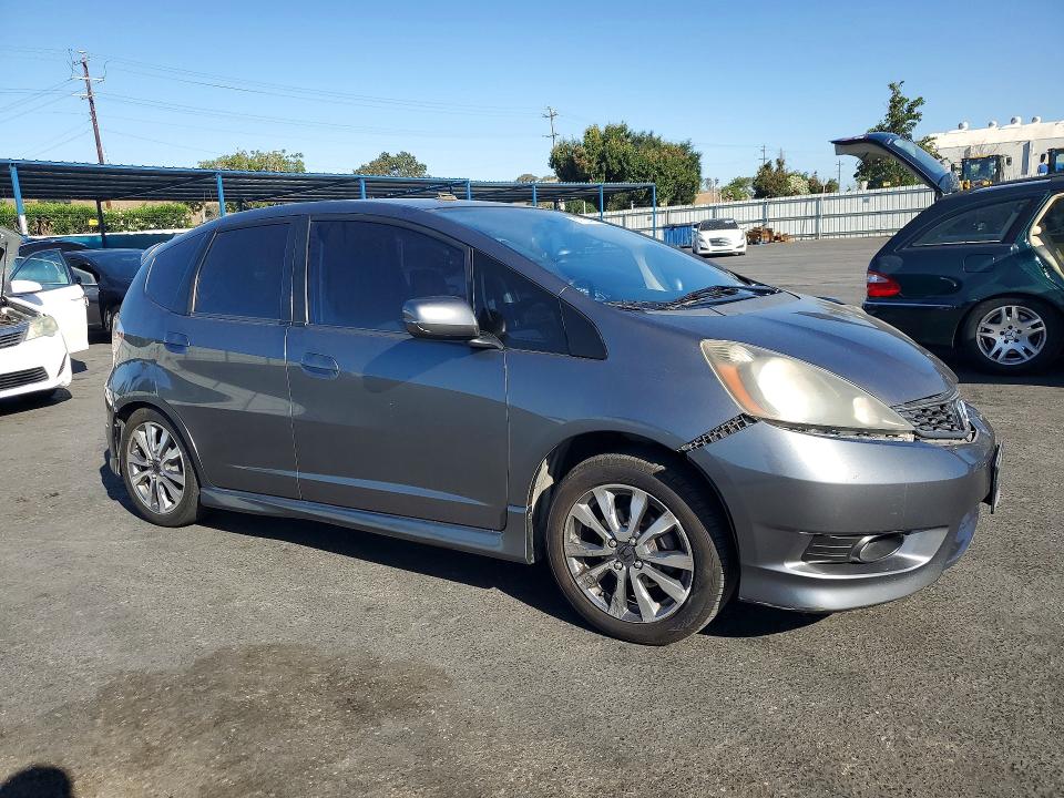Photo 4 from auction – 2012 HONDA FIT with VIN JHMGE8H5XCC024483