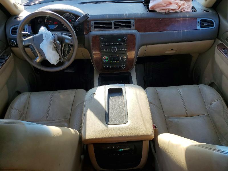 Photo 8 from auction – 2011 CHEVROLET TAHOE with VIN 1GNSKBE03BR245209