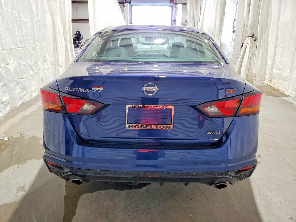 Photo 6 from auction – 2024 NISSAN ALTIMA with VIN 1N4BL4CW8RN330904