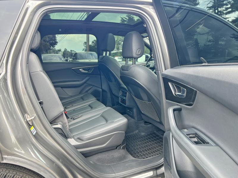 Photo 6 from auction – 2021 AUDI Q7 with VIN WA1LXAF74MD038150