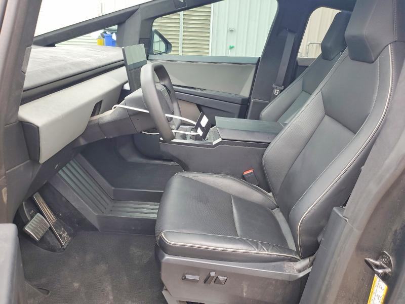 Photo 7 from auction – 2024 TESLA CYBERTRUCK with VIN 7G2CEHEE8RA044371
