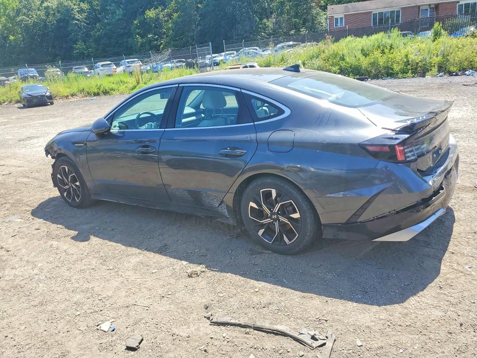 Photo 2 from auction – 2025 HYUNDAI SONATA with VIN KMHL64JA4SA470132