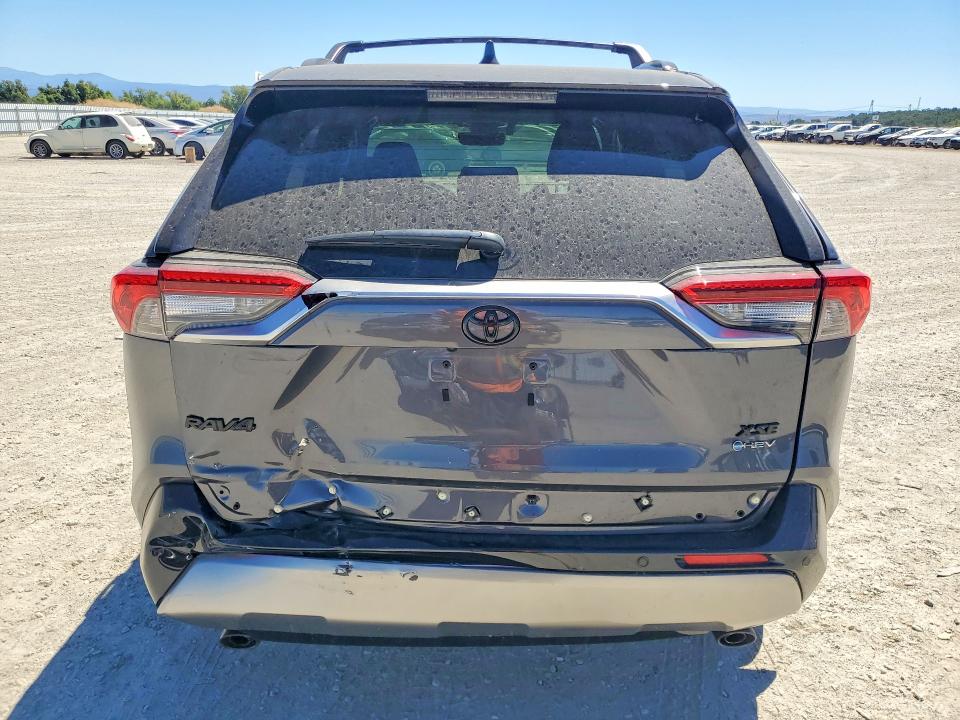 Photo 6 from auction – 2025 TOYOTA RAV4 with VIN JTME6RFV3SD577127