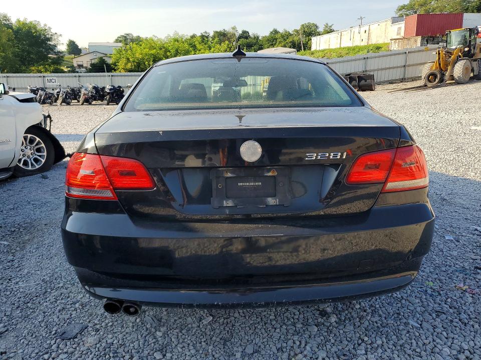 Photo 6 from auction – 2008 BMW 328 with VIN WBAWB33538P131968