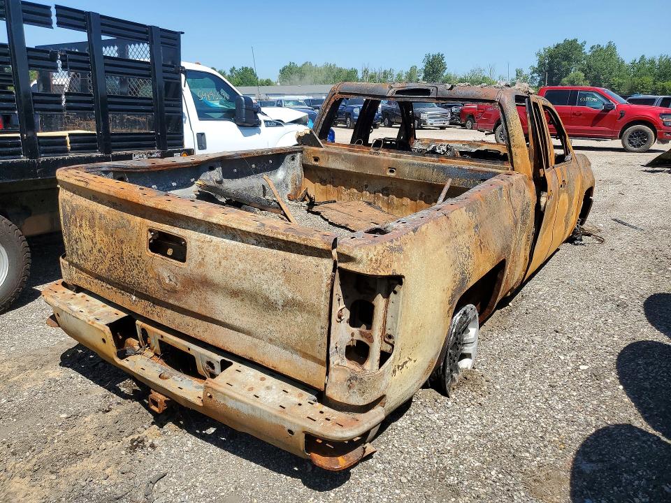 Photo 3 from auction – 2018 CHEVROLET SILVERADO with VIN 1GCVKREC4JZ208399