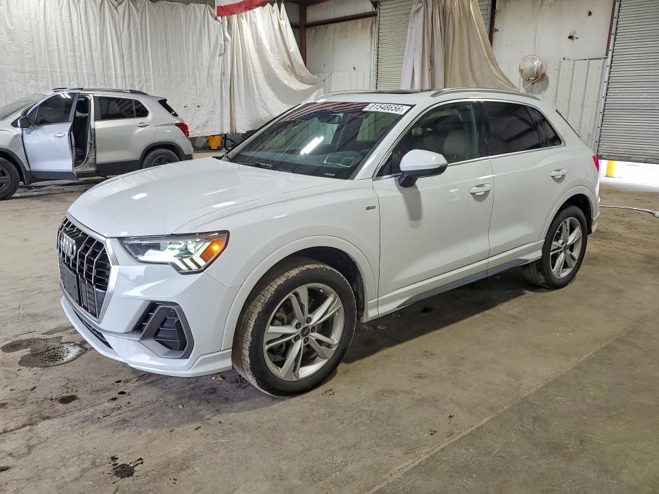 AUDI Q3 2022 with VIN WA1EECF35N1119992 - Photo from auction